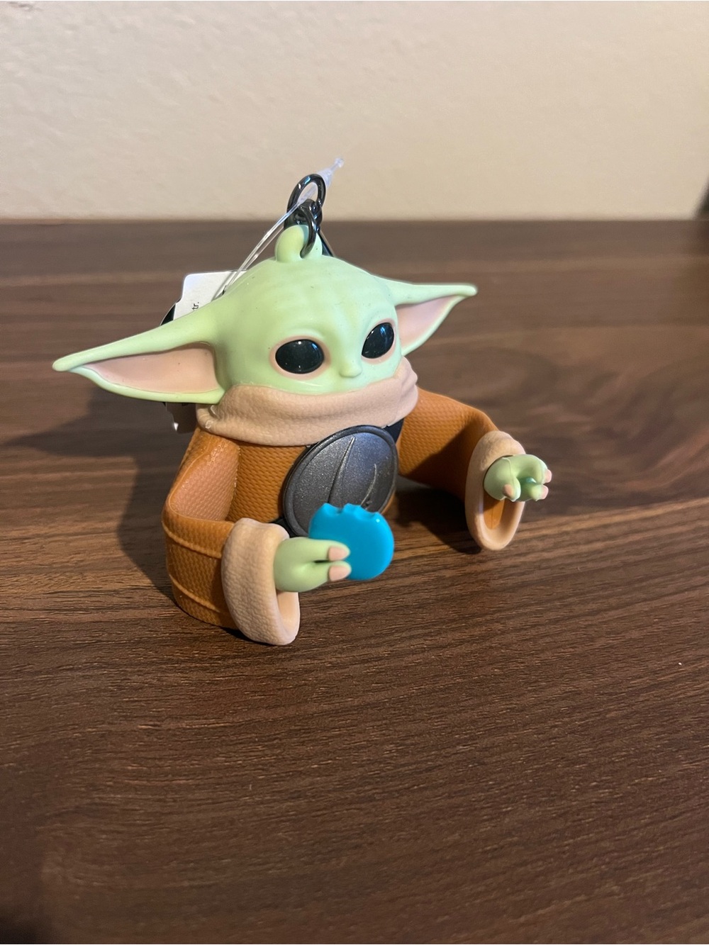 Grogu PocketBac Holder Keychain Mandalorian x bath and body works - Picture 4 of 4